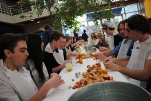 Students eating at Brag + Boil 2018