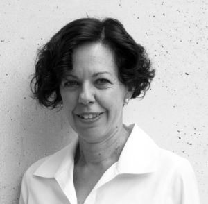 Headshot of Lisa Mullikin, interior architecture faculty