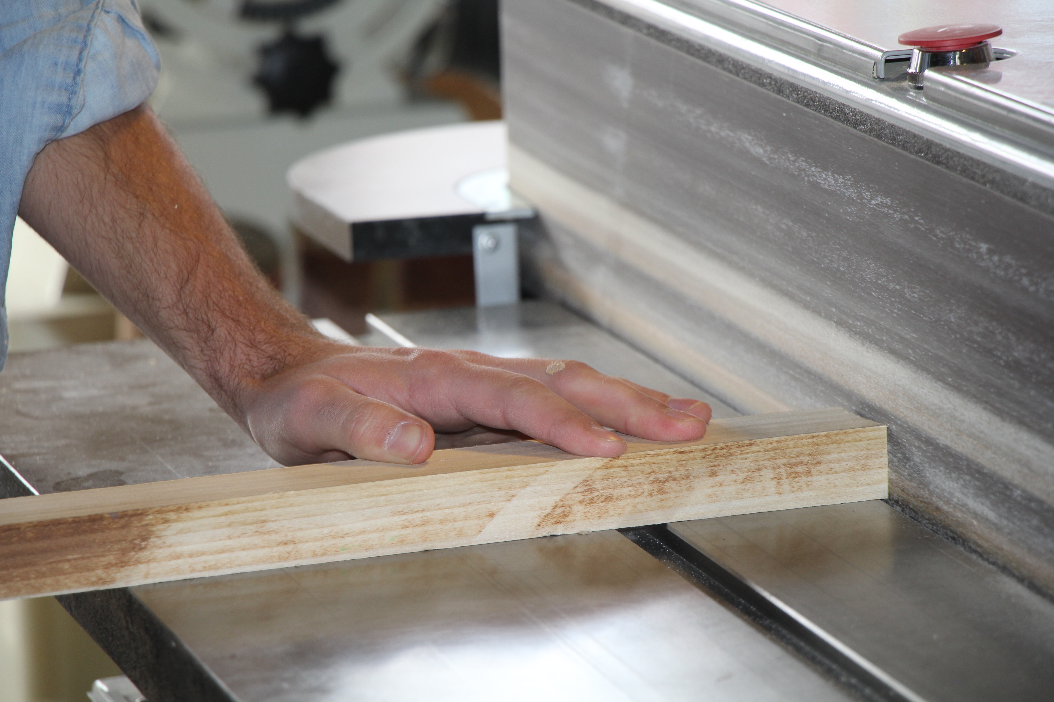 hands on a planer