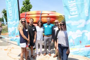 Tennessee RiverLine launch event group at kayaks