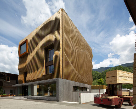 Damiani Holz & Ko Office Building, MoDusArchitects